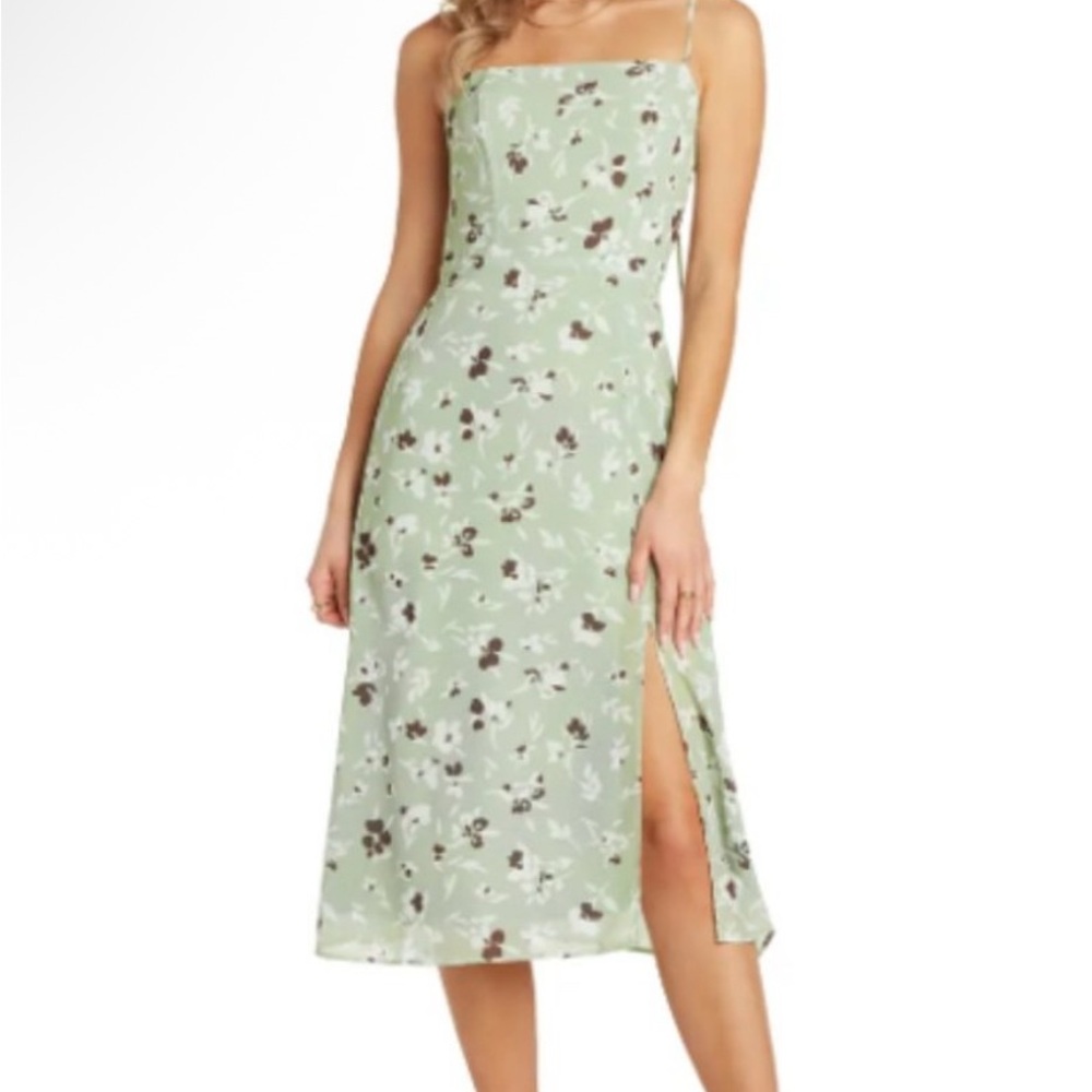 WILLOW Wendy Spaghetti Strap
Midi Dress